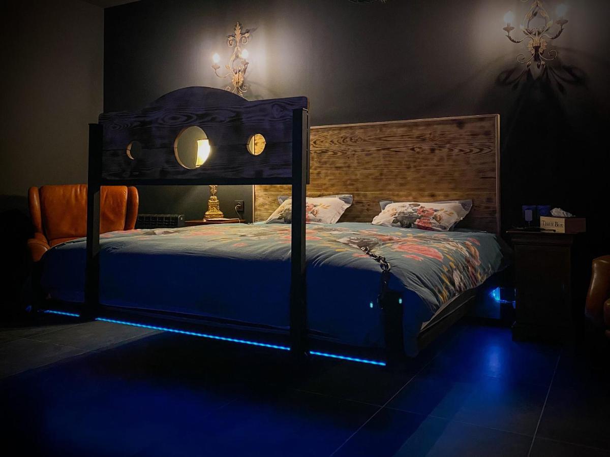 Loveroom Avec Jacuzzi 01 Chazey-sur-Ain Екстер'єр фото