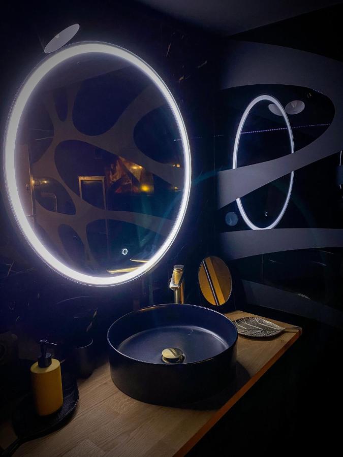 Loveroom Avec Jacuzzi 01 Chazey-sur-Ain Екстер'єр фото